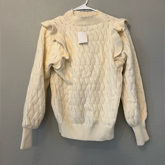 New FRNCH Paris Cream sweat Valeria Ruffle Shoulder Pointelle Sweater - Picture 5 of 9